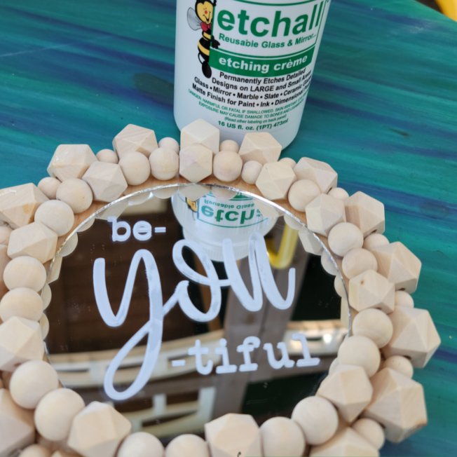 etchallcreme's tweet image. Be-you-tiful mirror just the way you are! Design by Sarah Clark
sarahscreatestudio.com/simple-mirror-…
#mirror #beads #beyoutiful #etchall #etchingcream #etchingcreme #glassetching #project #diy