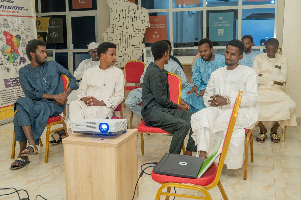 🎬Last Friday we screened “African Migrants: Between Suffering, Slavery &amp; Hope”🌍✨A moving film on migration, dreams &amp; exploitation
🔹Powerful voices, especially of women migrants
🔹Civic dialogue matters !
📲More screenings soon!
#FilmsForChange #CivicCinema <a href="/ResilienceSahel/">Sahel Resilience Project</a>