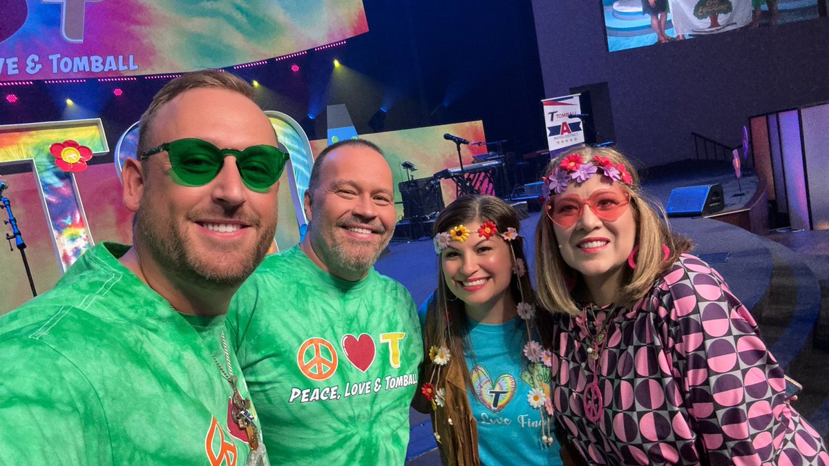 kcloud66's tweet photo. 🌟 Can you dig it? This year is gonna be one far-out, funky, and fabulous ride! ✌️💫
#TeamTomball is bringing the vibes and making moves — let’s boogie into an amazing school year! 🕺🌈📚
#GroovyVibesOnly #BackToSchool #DataTeam #PeaceLoveAndPEIMS https://t.co/86ueeZNfZF