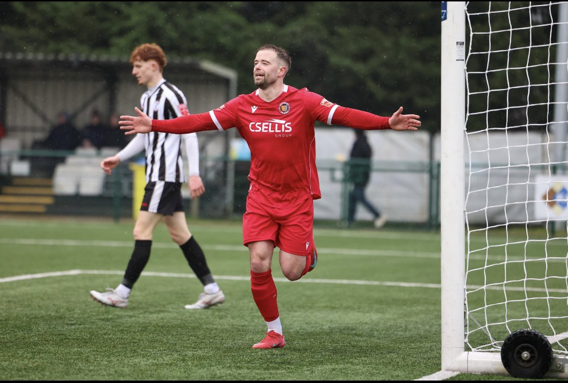 Grantham Town FC (@granthamtownfc) on Twitter photo We are extremely happy to announce the signing of Lee Shaw from <a href="/StamfordAFC1896/">Stamford AFC</a>. Mitch is delighted to welcome Lee to the gingerbreads and is excited to see the player prove what he can add to the #thegingerbreads project going forward over the coming weeks 🖤🤍🖤🤍 We are extremely happy to announce the signing of Lee Shaw from <a href="/StamfordAFC1896/">Stamford AFC</a>. Mitch is delighted to welcome Lee to the gingerbreads and is excited to see the player prove what he can add to the #thegingerbreads project going forward over the coming weeks 🖤🤍🖤🤍