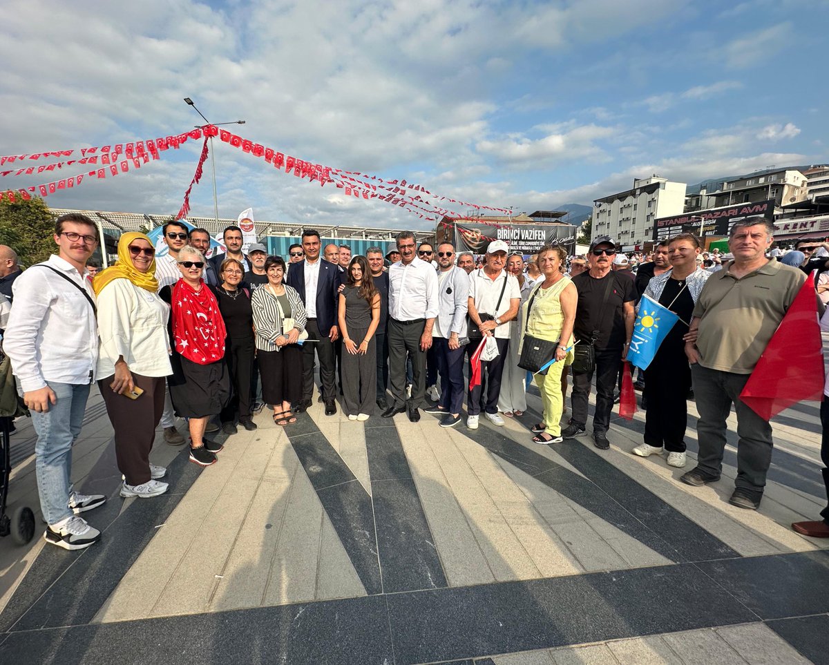 İYİ Parti İstanbul (@iyiparti_34) on Twitter photo Genel Başkanımız Sn. <a href="/MDervisogluTR/">Müsavat Dervişoğlu</a>’nin hitaplarıyla gerçekleşen “Birinci Vazifen” mitingine, İl Başkanımız Sn. <a href="/Yucel_Coskun/">Yücel Coşkun</a> ve kıymetli teşkilatımızla birlikte katılım sağladık.
Türk milletinin birliği, kültürü ve millî değerleri etrafında kenetlenen tüm dava arkadaşlarımıza Genel Başkanımız Sn. <a href="/MDervisogluTR/">Müsavat Dervişoğlu</a>’nin hitaplarıyla gerçekleşen “Birinci Vazifen” mitingine, İl Başkanımız Sn. <a href="/Yucel_Coskun/">Yücel Coşkun</a> ve kıymetli teşkilatımızla birlikte katılım sağladık.
Türk milletinin birliği, kültürü ve millî değerleri etrafında kenetlenen tüm dava arkadaşlarımıza