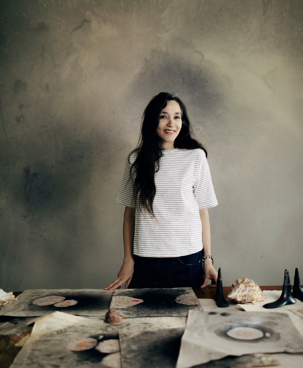 #HappyBirthday Tatiana Trouvé!

Il 4 agosto del 1968, nasceva a Cosenza Tatiana Trouvé, oggi protagonista della mostra a Palazzo Grassi. Proprio attraverso lavori che ci parlano di tempo, memoria e trasformazione, l’artista ci invita ad osservare il mondo da nuove prospettive.