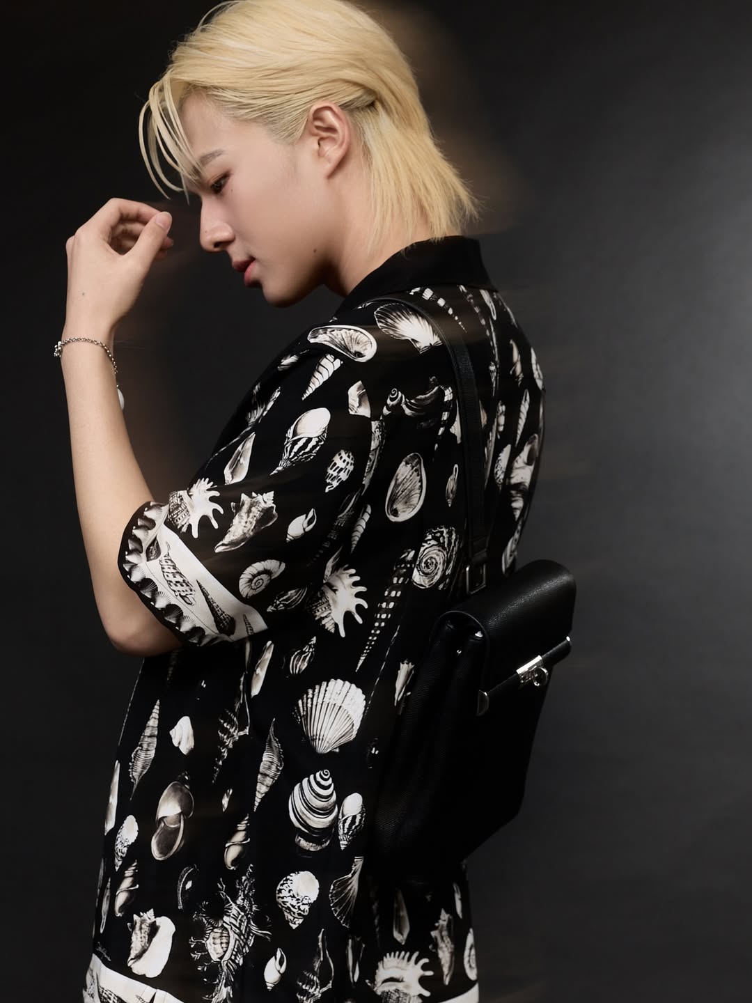 K-POP・アジア divana X Zee-Nunew Exclusive Set Zee Nunew Italy 🇮🇹 on X: 