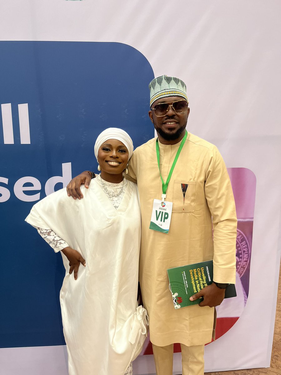 EleluAyoola's tweet photo. It was really nice to connect with @HighChiefOkoro at the #DigiMediaSummit. A former Obidient. 

Obidenses lost, Batists gain. 

Currently, he is the one and only tormentor of the Obidients' movement. Bursting their lies and these have made them lose sleep. https://t.co/Tq4KkPjMki