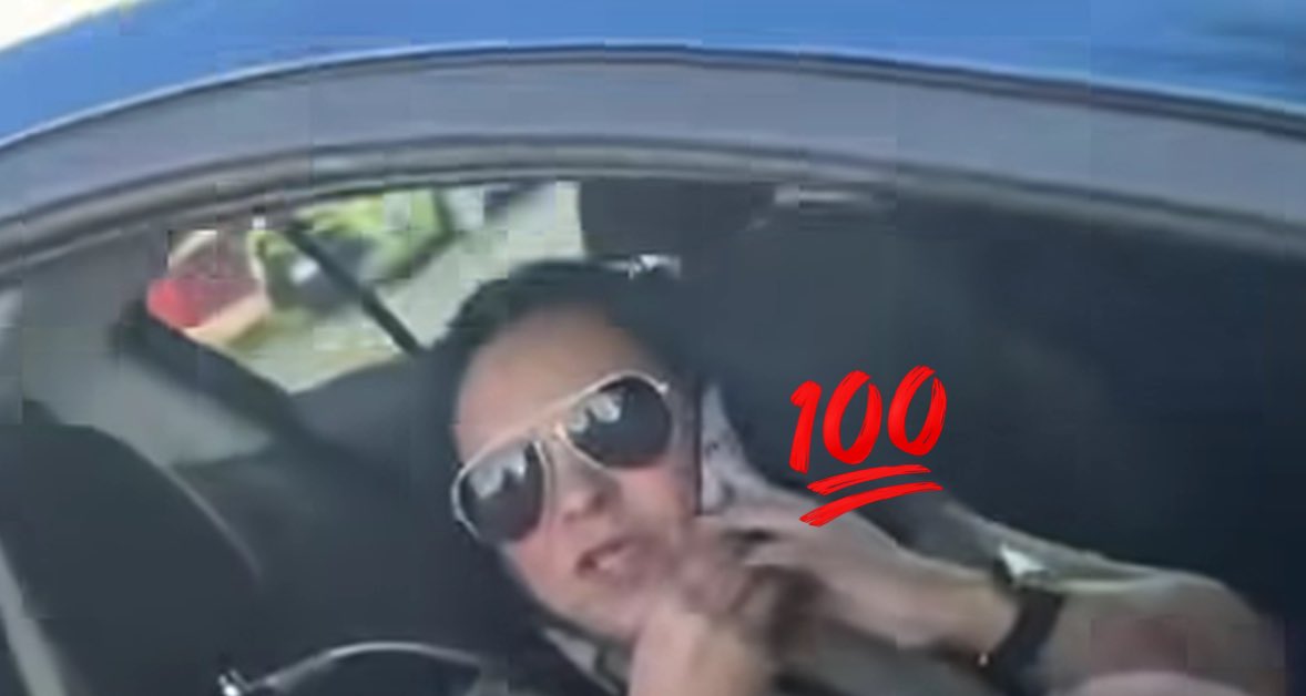 Cuando #Xalapa creía que había visto todo con #LadyCEJUM ,hoy apareció  #LadylimpiaPuplica hoy por la mañana, una mujer ebria, dijo Ser trabajadora del <a href="/AytoXalapa/">Ayuntamiento de Xalapa</a> , cuando causó tremendo alboroto en el centro,amenazando a oficiales. #Veracruz