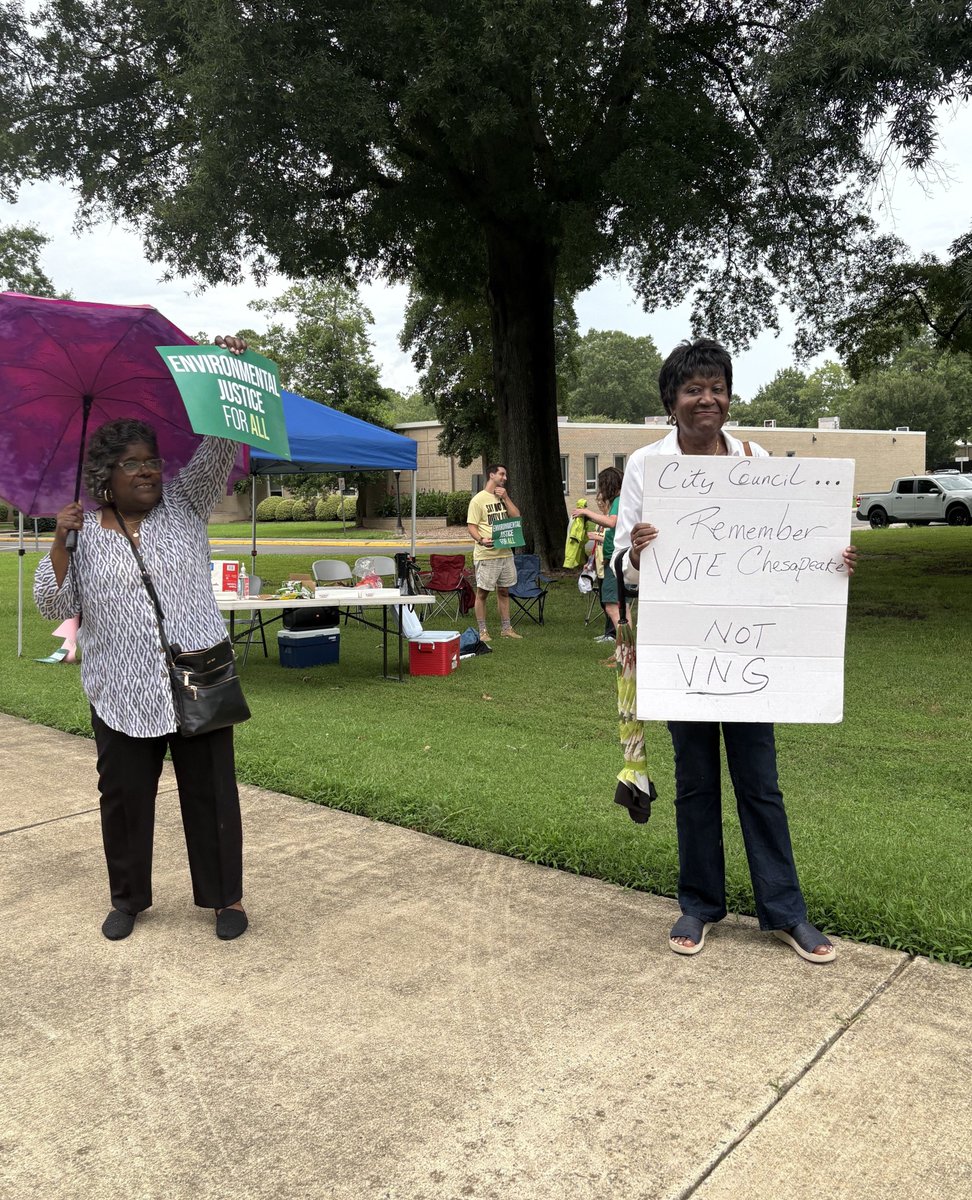 Despite rain and a 3-6 vote approving rezoning for a compressor station, we showed up strong: rallying, testifying, and packing City Hall. This fight isn’t over! Join our Virtual Comment Party TONIGHT at 6:30 PM!  act.chesapeakeclimate.org/page/85835/dat… 

#EnvironmentalJustice #ClimateActionVA