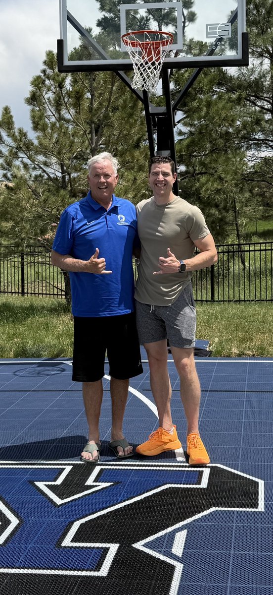 Just signed the “Jimmer” to a long term endorsement deal. Classy guy, pure professional, all-American family, and heard he can shoot!! Starts with an awesome court!! #SportCourt #SportswestConstruction
#Jimmer