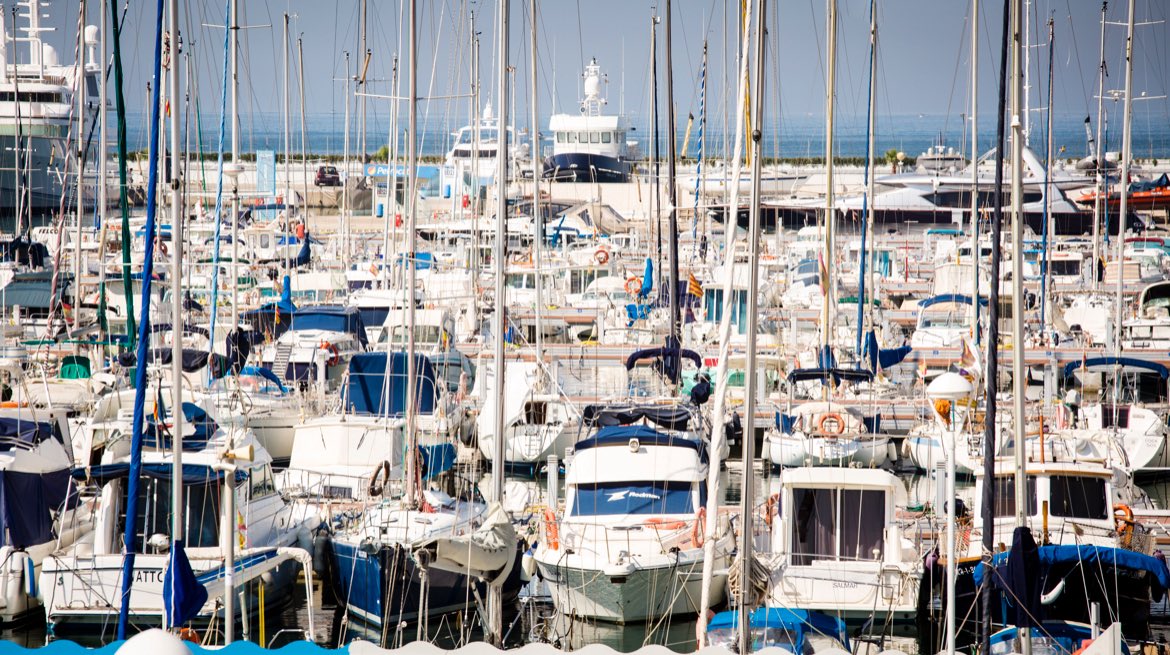 🌊 El port de Mataró és un espai dinàmic, modern i amb tots els serveis per a la navegació esportiva, l'oci i la gastronomia. 🚤🍽️
🛥️ 1.000 amarratges
🔧 Serveis nàutics
🍷 Restaurants
👉 visitmataro.cat/es/un-puerto-d…
#VisitMataró