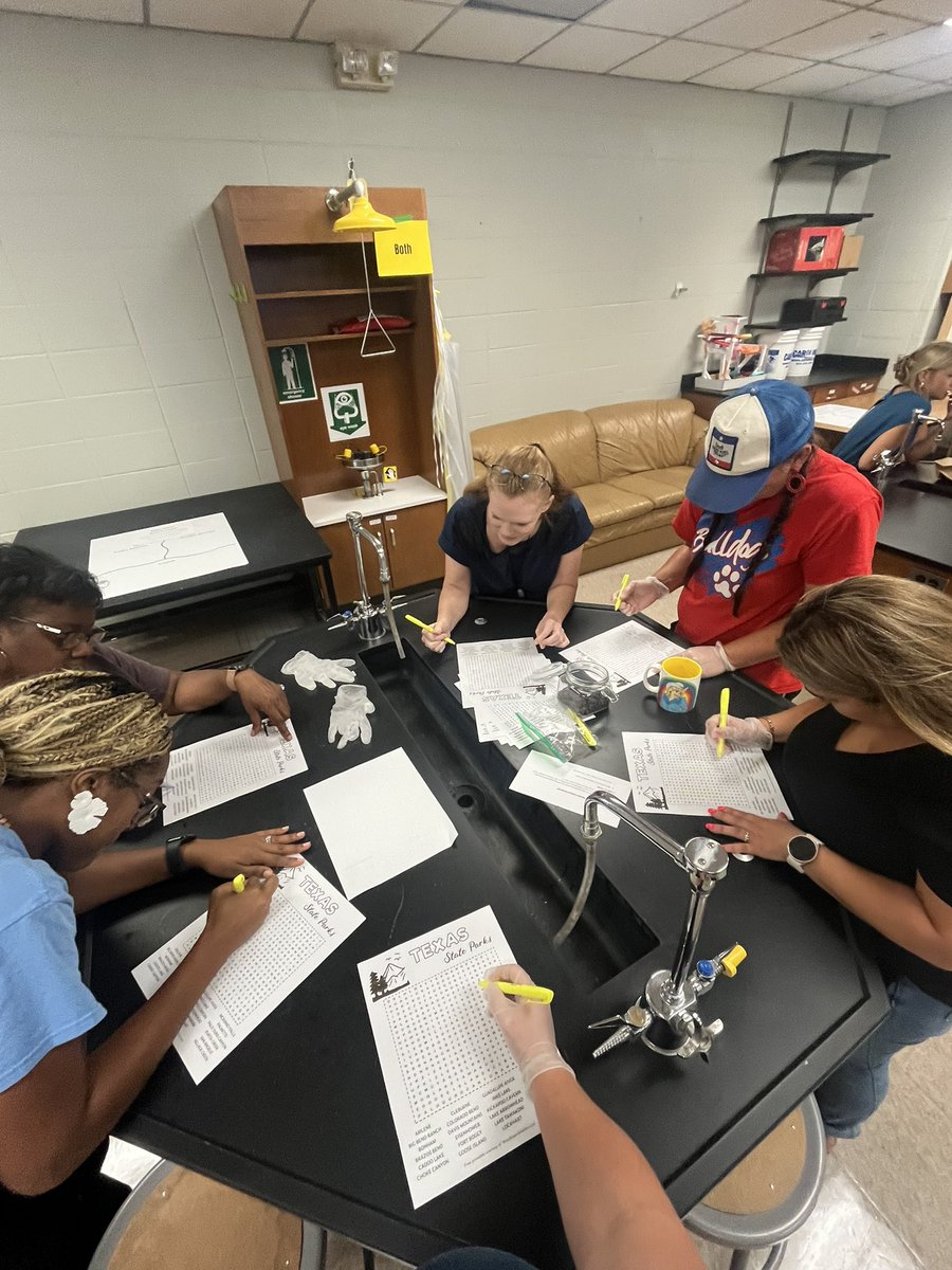 What a great training <a href="/mrstaylor_fce/">Christina Taylor</a> !! Learning how to support the needs of all of our students!!! <a href="/HumbleISD_CE/">Centennial Elementary</a>