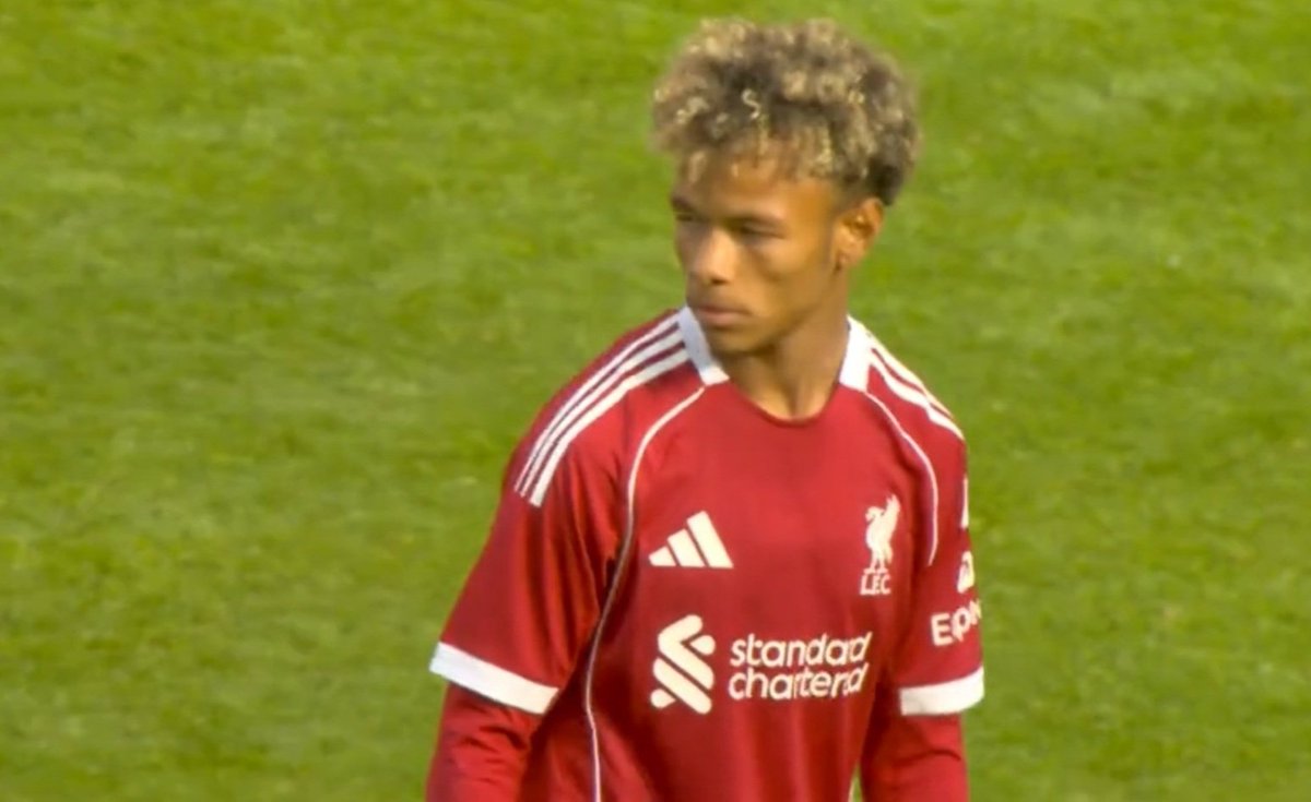 Irish youth international Trent Kone-Doherty plays at an emotional Anfield as Liverpool beat Athletic Bilbao. 💚 eireguide.substack.com/p/trent-kone-d…