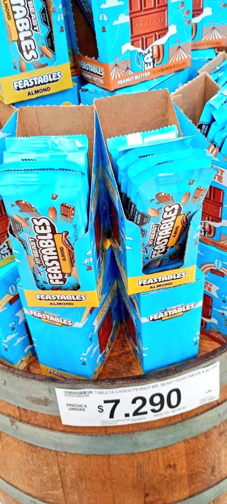 PreciosRosario (@preciosrosario2) on Twitter photo 💣 Precio BOMBA 💣
🍫 CHOCOLATE FEASTABLES (De Mr Beast)
📍 <a href="/carrefourarg/">Carrefour Argentina</a> (Pellegrini y Vera Mujica)
💰 $7.290 c/u (En otros lugares está a $20.000!!!)
#FotoTestigo 📸
#ChocolatesEnRosario 🍫 💣 Precio BOMBA 💣
🍫 CHOCOLATE FEASTABLES (De Mr Beast)
📍 <a href="/carrefourarg/">Carrefour Argentina</a> (Pellegrini y Vera Mujica)
💰 $7.290 c/u (En otros lugares está a $20.000!!!)
#FotoTestigo 📸
#ChocolatesEnRosario 🍫