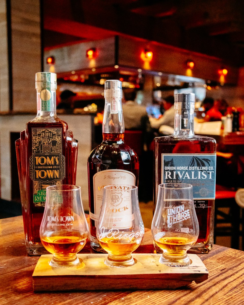 Our Freight House 25th Anniversary Tasting Dinners are coming up fast — and this is your reminder to grab a seat before they’re gone. Three nights. Three unique pairings. One unforgettable celebration.🍻

👉 Secure the details and lock in your spot at: jackstackbbq.com/freight-house-…!
