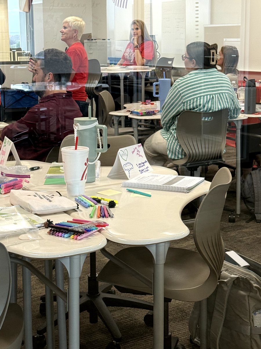 CyFairProfLearn's tweet image. 🎉 Our new CFISD secondary teachers kicked off the New Teacher Institute at CyPark HS with energy, collaboration, and powerful discussions led by engaging CFISD facilitators. Here’s to a strong start and a bright year ahead! 🍎📚  #CFISDNewTeacherInstitute