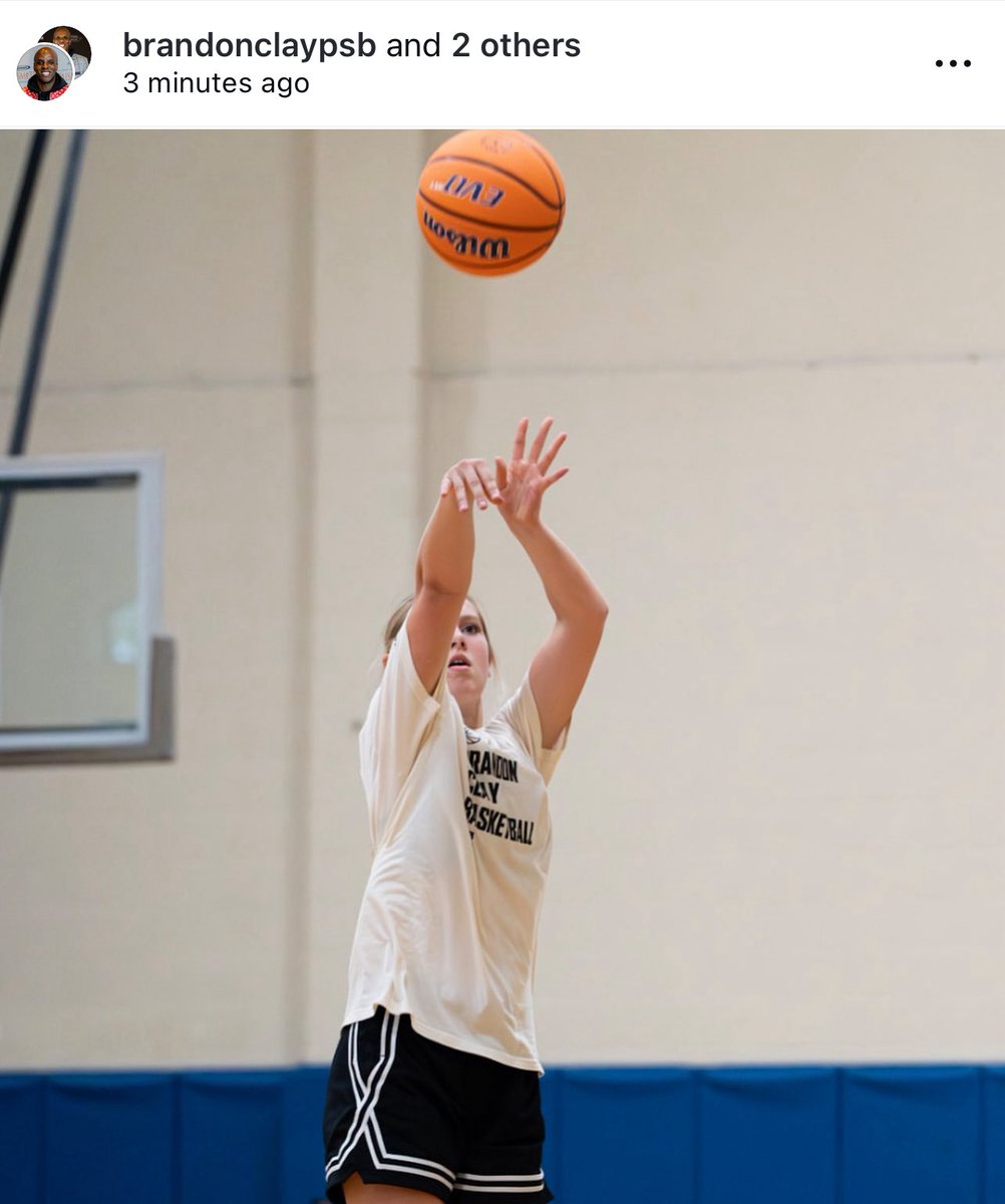 Brandon Clay Sunday Small Group Workouts
Powered x @brandonclaypsb

“The Best Evals &amp; Brand Marketing in 🏀.”

🗓️ THIS SUNDAY
📍 Indy

“In 49 other states, it’s just basketball…”

Our July session was ALL vibes. Can’t wait for this Sunday:

Rylee Grinstead
Audrey Lloyd
Elle