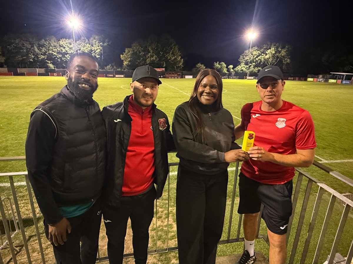 Man of the Match award was presented by Thamesmead East Councillor Zainab Asunramu, with the honour going to Abdou Jobe of SC Thamesmead.

Abdou had to leave after full-time, so stepping in to collect the award on his behalf, manager Craig Penfold and coach Lewis Vandercom. 👏⚽️