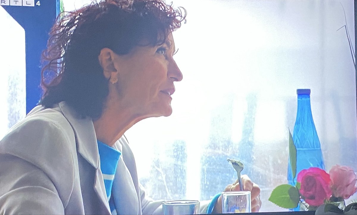 Pencil Washington tweet media