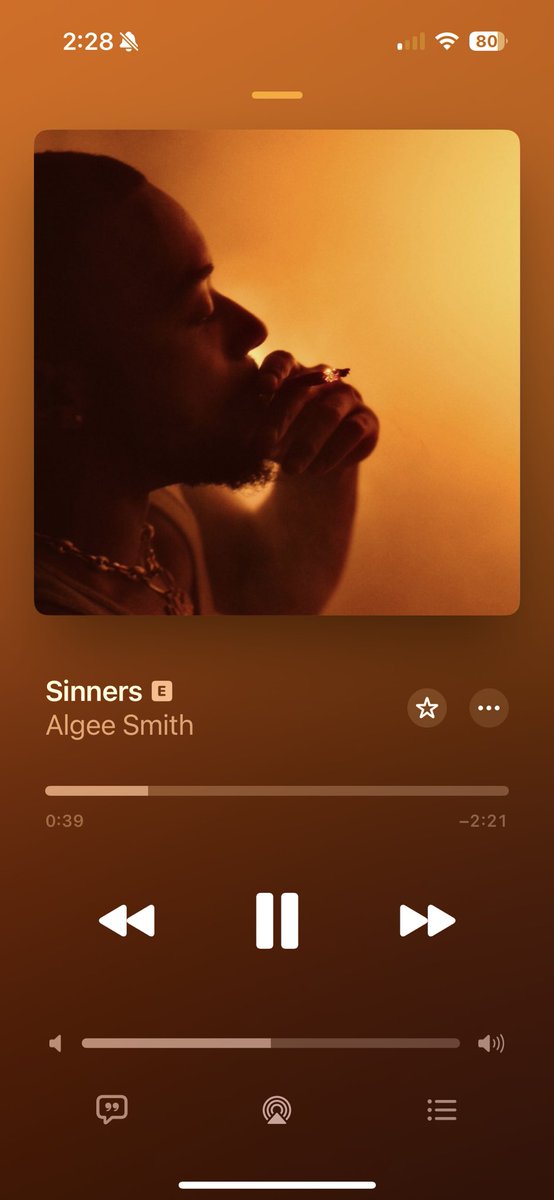 litl.librarian tweet media