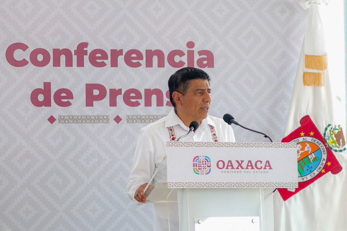 El Informador de Oaxaca (@oaxinformador) on Twitter photo Respalda gobierno de <a href="/salomonj/">Salomón Jara Cruz</a> creación de la comisión presidencial para reforma electoral. #Oaxaca
elinformadordeoaxaca.com/uncategorized/… Respalda gobierno de <a href="/salomonj/">Salomón Jara Cruz</a> creación de la comisión presidencial para reforma electoral. #Oaxaca
elinformadordeoaxaca.com/uncategorized/…