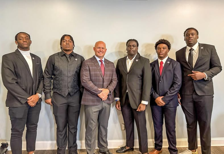AHSAA High School Football Media Days Spotlight presented by Sign Source - Your School Signage and Digital Board Source - 256.825.0197 - signsourcenow.com
Team Representatives for Opelika Bulldog Football
Thanks to IHeartMedia - Auburn, AL/Albany, GA/Columbus, GA for