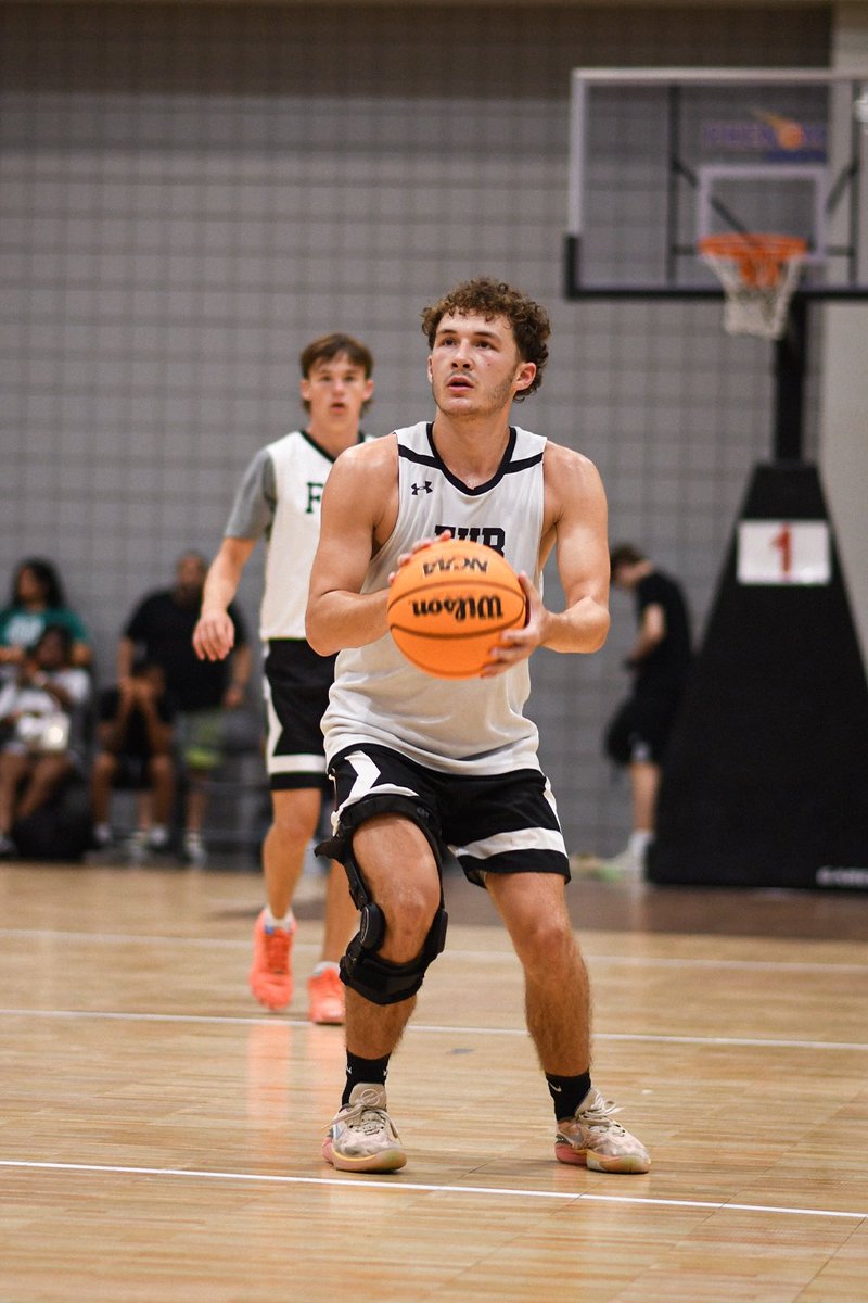 Carter Phillips tweet media