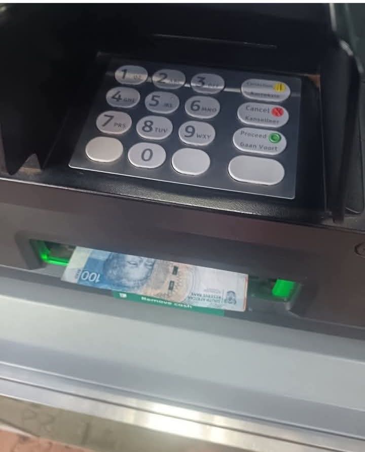 Guys you won't believe what happened today😮😮😮😮. I went to Nedbank ATM to withdraw money using my Capitec bank card 💳. And I actually got my money 🤔🤔🤔🤔. Wooow I didn't know this was possible. I thought we only had to use Capitec ATM. This message must reach all Capitec