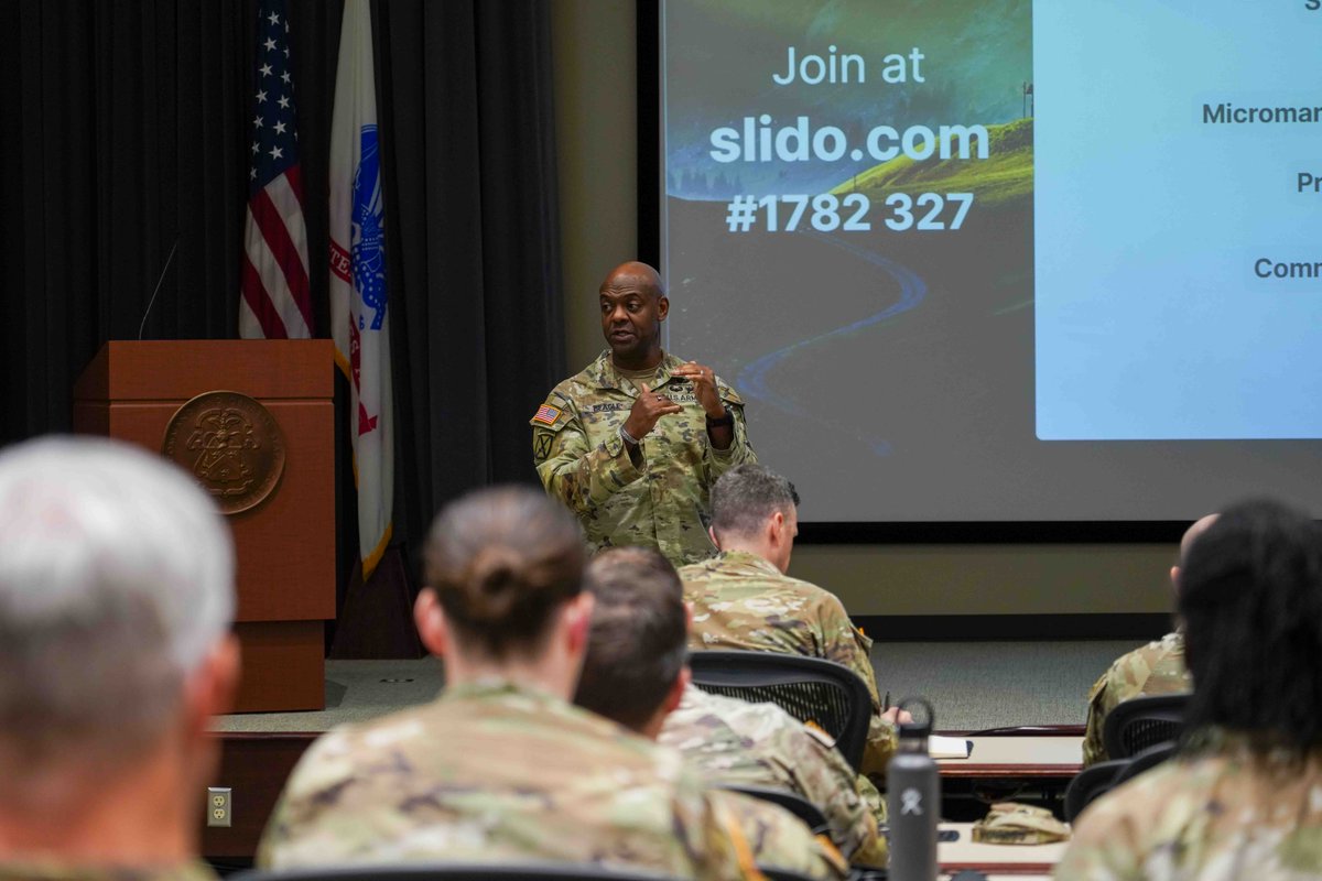 Today, LTG Milford H. Beagle, Jr., CAC CG, spoke at the Tactical Commanders Development Course (TCDC) in DePuy Auditorium, Eisenhower Hall, Fort Leavenworth.

#DriveChangeForgeVictory #ThisWeWillDefend