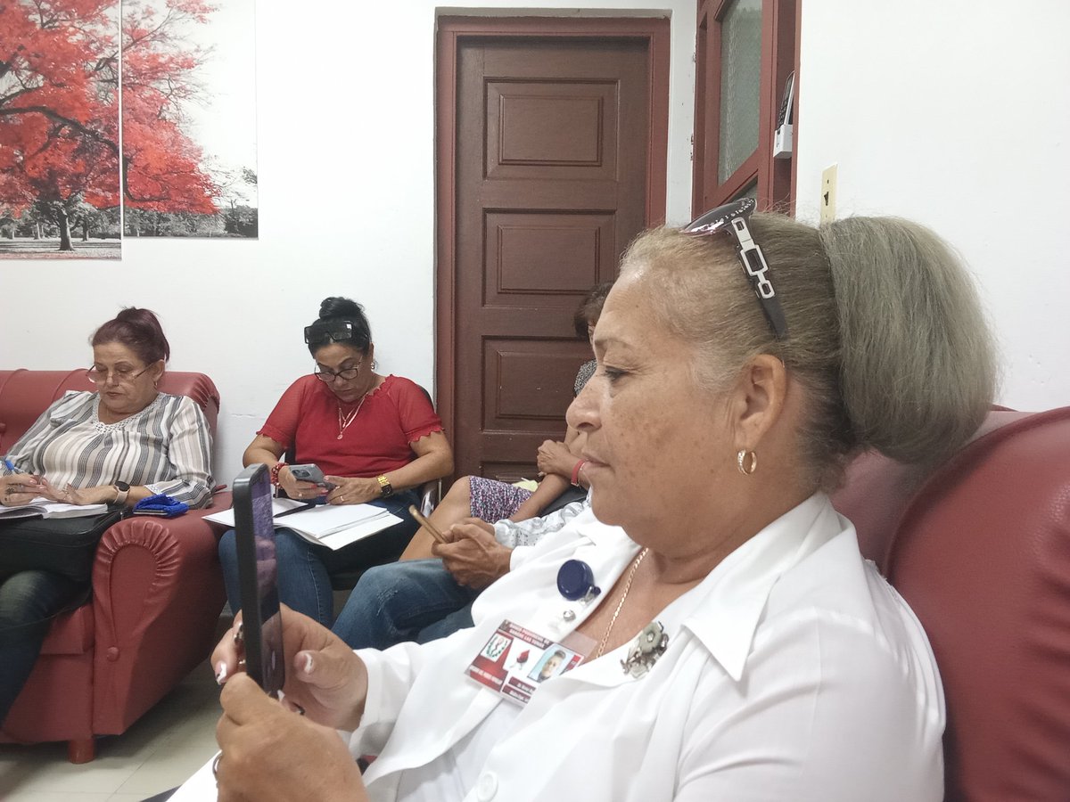 Con la conducción del Dr. Ariel Guevara Bringa, se realiza puntualización de la Dirección General de Salud de Las Tunas 
#PorLasTunasLaVictoria 🇨🇺🇨🇺🇨🇺