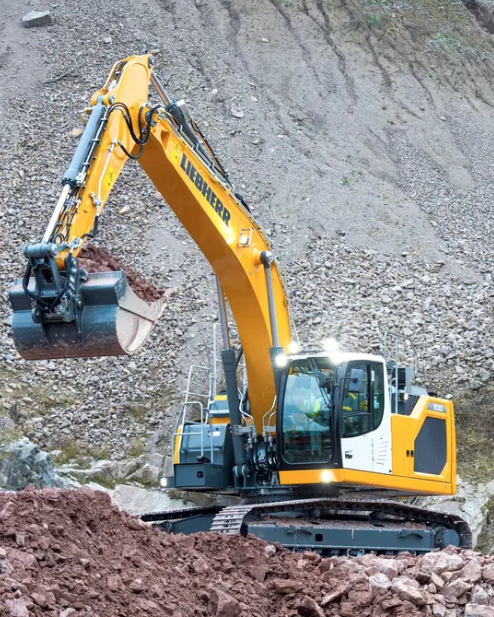 AmStateEquip's tweet photo. 2023 Liebherr R930 Litronic Excavator. Super clean with only 301 hours, long reach up to 59'5", 245 HP, Tier 4f emissions. Operating weight 66,580-68,890 lbs, bucket capacity 1.63-2.81 yd³. Ready for your next project. #Liebherr #HeavyEquipment #Construction #ForSale https://t.co/Ri6Hh9Ht4M