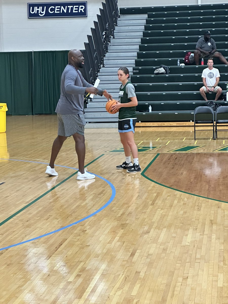 Thank you to <a href="/SienaCoachPrimm/">Terry Primm</a> and <a href="/CoachLovett11/">William Lovett</a> for having me on campus at elite camp. I learned a lot and enjoyed being able to hang out with the team!