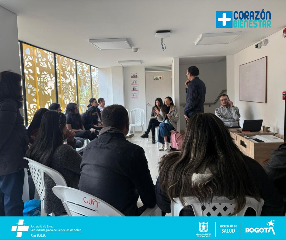 🤝💬 Acompañamos al equipo de Contrapartida en su fortalecimiento de capacidades con el equipo de Ruralidad de Sumapaz 🌿, promoviendo el reconocimiento de la interculturalidad 🧠💚 y los determinantes sociales que impactan la salud comunitaria 🏞️✨