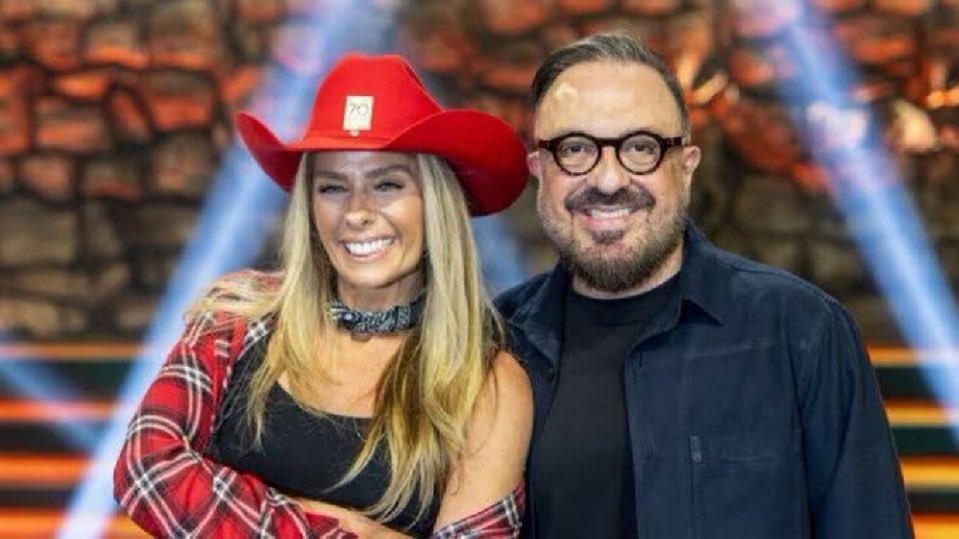 🚨 Segundo Fábia Oliveira do Metrópoles, #AFazenda17 NÃO TERÁ PAIOL!

Ao contrário das edições anteriores, os 23 participantes entrarão direto no jogo, sem aquela fase de “pré-confinamento” que costumava deixar o público ansioso e dividir opiniões nas redes sociais.

Gostaram?