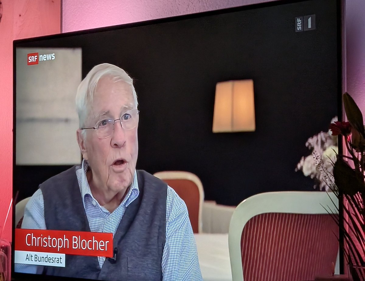 Wieso gibt <a href="/SRF/">SRF</a> Christoph Blocher weiterhin eine solch prominente Plattform #10vor10 (Thema.Trump Zölle)? Hat er nicht schon genügend  Schaden für die 🇨🇭 angerichtet?