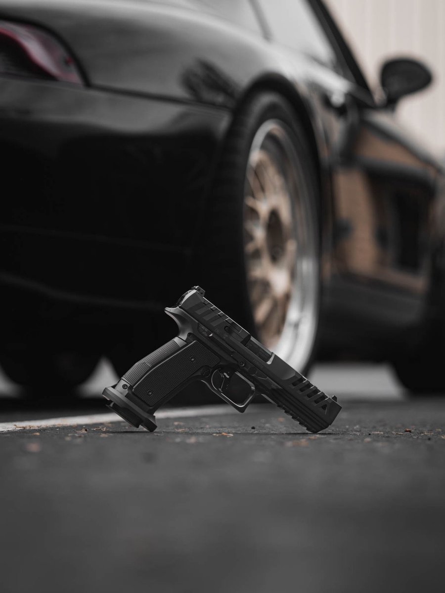 The Walther PDP: classic lines meet modern performance. The steel frame lineup delivers the perfect blend of style and strength. #WaltherPDP #SteelFrame #ModernClassic