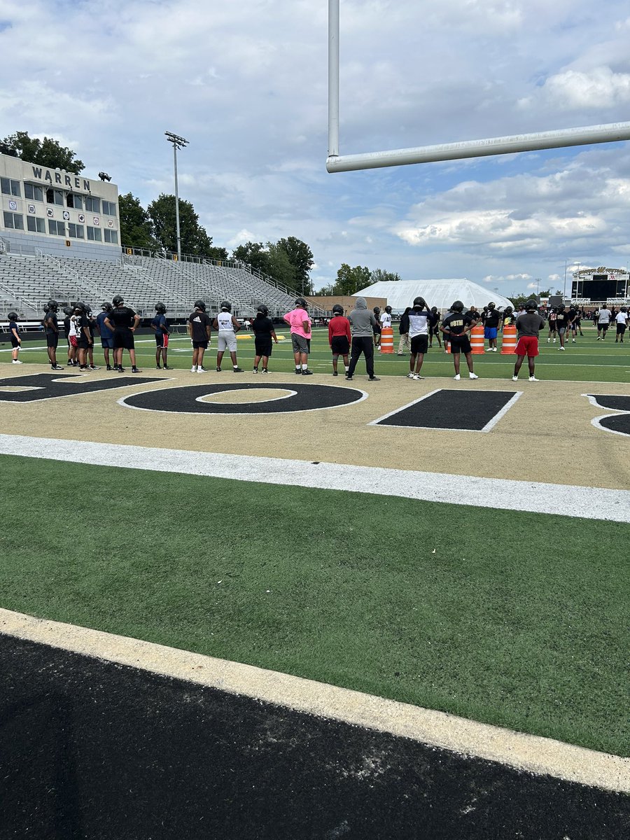 Mick Walker (@mickdwalker) on Twitter photo 📍 - <a href="/WARRENCENTRALFB/">WC Football🏈</a>
Lettermen Row checking in on four-star Indianapolis (Ind.) Warren Central safety and Ohio State target <a href="/TheKalebElkins/">Kaleb Elkins</a> 🅾️
on3.com/rivals/kaleb-e… 📍 - <a href="/WARRENCENTRALFB/">WC Football🏈</a>
Lettermen Row checking in on four-star Indianapolis (Ind.) Warren Central safety and Ohio State target <a href="/TheKalebElkins/">Kaleb Elkins</a> 🅾️
on3.com/rivals/kaleb-e…