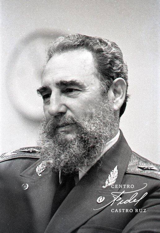 VGeraica29455's tweet photo. Por Fidel, por Cuba , por la Revolución #PatriaOMuerte #Venceremos #AmigosDeFidel 🇨🇺🇨🇺🇨🇺 https://t.co/eiYpQyEhDW