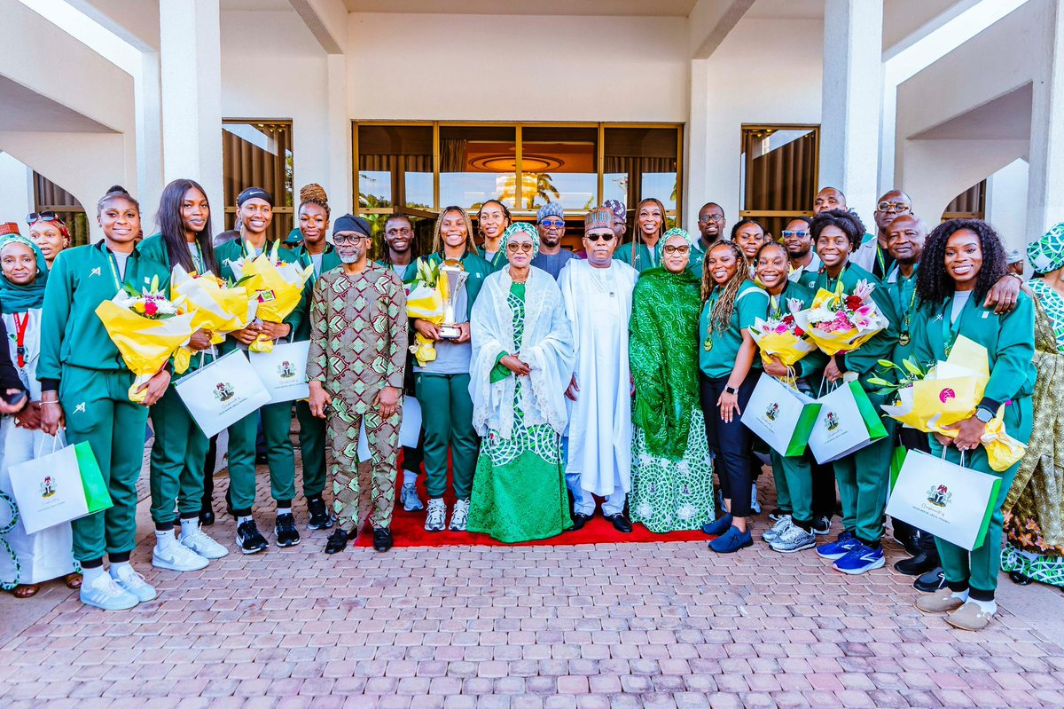 President <a href="/officialABAT/">Bola Ahmed Tinubu</a> has conferred national honours on all players and the technical team of Nigeria’s women’s national basketball team, D’Tigress (<a href="/DtigressNG/">DTigress</a>), following their historic fifth consecutive victory at the 2025 FIBA Women’s AfroBasket Championship.

Speaking