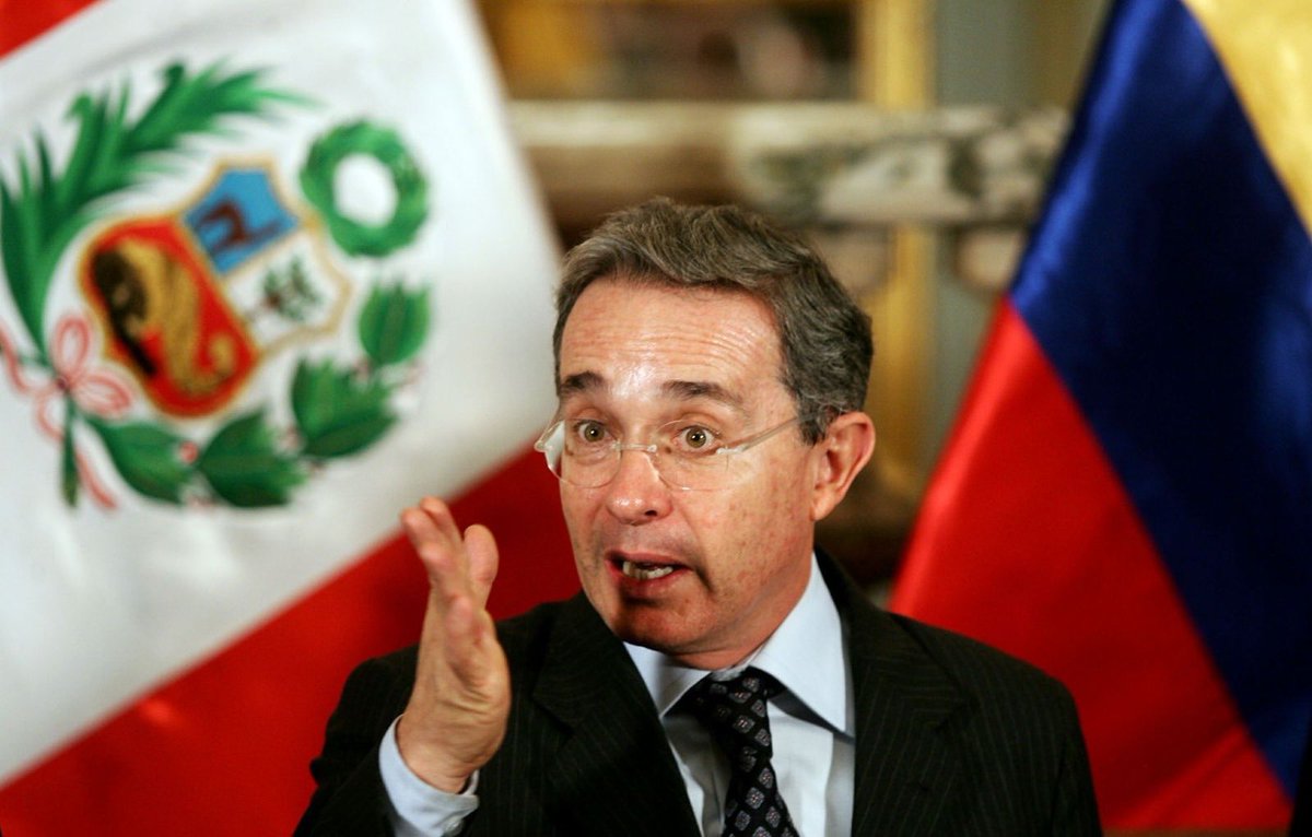 Patty Chirinos (@pattychirinosve) on Twitter photo 🇵🇪🇨🇴 Como congresista peruana, no puedo guardar silencio ante la injusta condena contra el expresidente Álvaro Uribe Vélez <a href="/AlvaroUribeVel/">Álvaro Uribe Vélez</a>. No se trata de justicia, sino de persecución política contra quien enfrentó al terrorismo y defendió la democracia en Colombia.
Lo de Uribe 🇵🇪🇨🇴 Como congresista peruana, no puedo guardar silencio ante la injusta condena contra el expresidente Álvaro Uribe Vélez <a href="/AlvaroUribeVel/">Álvaro Uribe Vélez</a>. No se trata de justicia, sino de persecución política contra quien enfrentó al terrorismo y defendió la democracia en Colombia.
Lo de Uribe