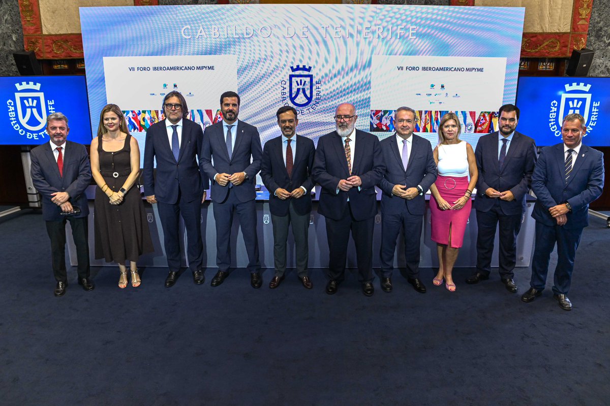 🌍 La importancia del #ForoIberoamericanoMipyme es tal que todas las instituciones se unen para su presentación ante la prensa en el Salón Noble del <a href="/CabildoTenerife/">Cabildo de Tenerife</a> 

<a href="/SEGIBdigital/">SEGIB</a> <a href="/CeibEmpresarios/">CEIB - Consejo de Empresarios Iberoamericanos</a> Gobierno de Canarias <a href="/puertodelacruz/">Puerto de la Cruz</a> y <a href="/ceoetenerife/">CEOE-TENERIFE</a> no podían faltar.