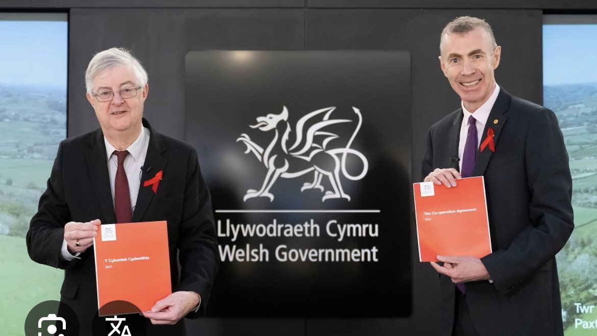 DOGE Wales 🏴💰 (@seneddwaste) on Twitter photo A quick reminder that, until recently, <a href="/Plaid_Cymru/">Plaid Cymru 🏴</a> served in coalition with Labour.
They don’t offer the change Wales needs. A quick reminder that, until recently, <a href="/Plaid_Cymru/">Plaid Cymru 🏴</a> served in coalition with Labour.
They don’t offer the change Wales needs.
