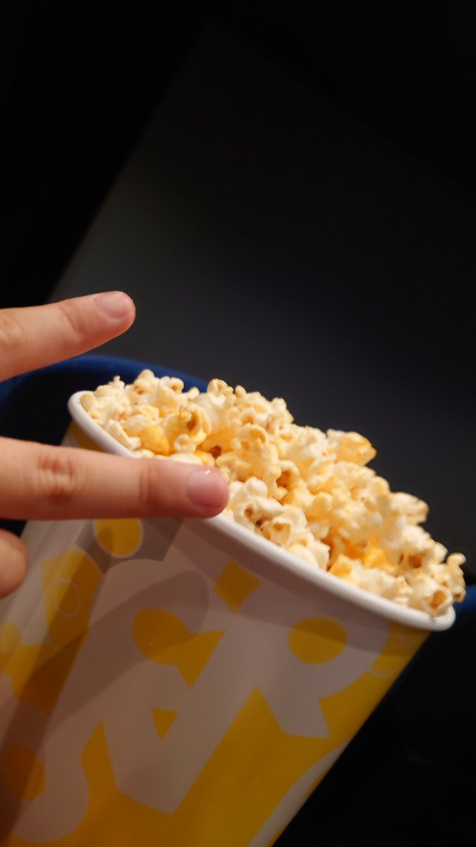 doughnut2719's tweet photo. @7xpGz 昨日楽しかったね！
映画面白かった！途中でポップコーン喉に詰まってたw https://t.co/eldBPOSlGB