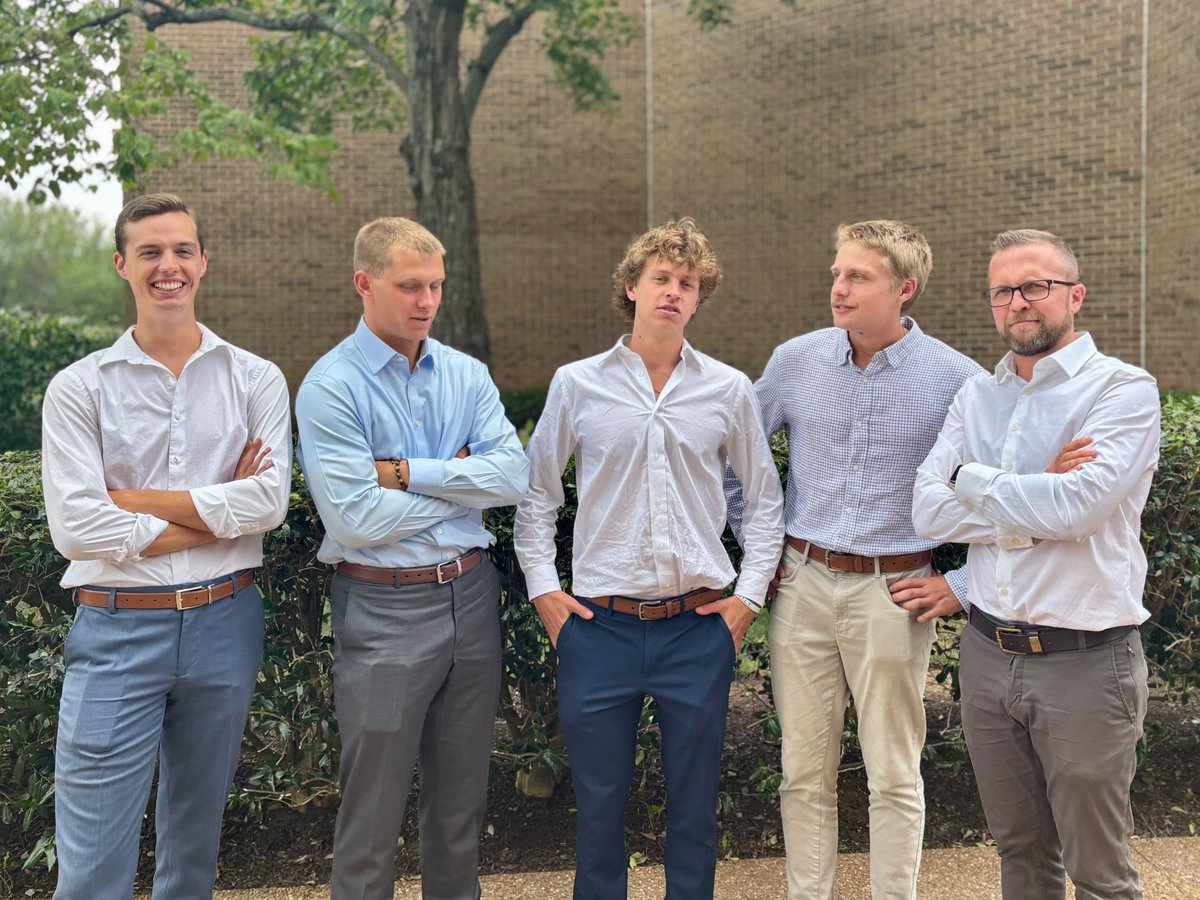 Aura farming for the glory of God. First week as ADL seminarians is underway! <a href="/NashVocations/">NashVocations</a>  #apostlesofdivinelove