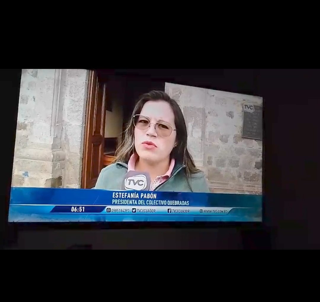EsteffaPf's tweet photo. Si soy #Quiteña #ReinadelasQuebradas
Empezaron atacar a los defensores y dar patadas de ahogados... 
#RioMonjas seguirá en alerta y denunciando.
Gracias a todos los que nos dan voz y apoyan @QuebradasUnidas https://t.co/MytxJ1wkem