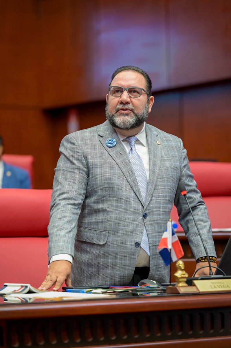 Senado de la República Dominicana (@senadord) on Twitter photo 🗣️<a href="/RogelioGenao/">Ramón Rogelio Genao</a> manifestó que promulgación del Código Penal es el resultado del trabajo de congresistas, pero ejecutado en presente gestión. Agradeció a técnicos, especialistas, académicos y reconoció “la valentía y la trascendencia histórica en persona del pdte Luis Abinader”. 🗣️<a href="/RogelioGenao/">Ramón Rogelio Genao</a> manifestó que promulgación del Código Penal es el resultado del trabajo de congresistas, pero ejecutado en presente gestión. Agradeció a técnicos, especialistas, académicos y reconoció “la valentía y la trascendencia histórica en persona del pdte Luis Abinader”.