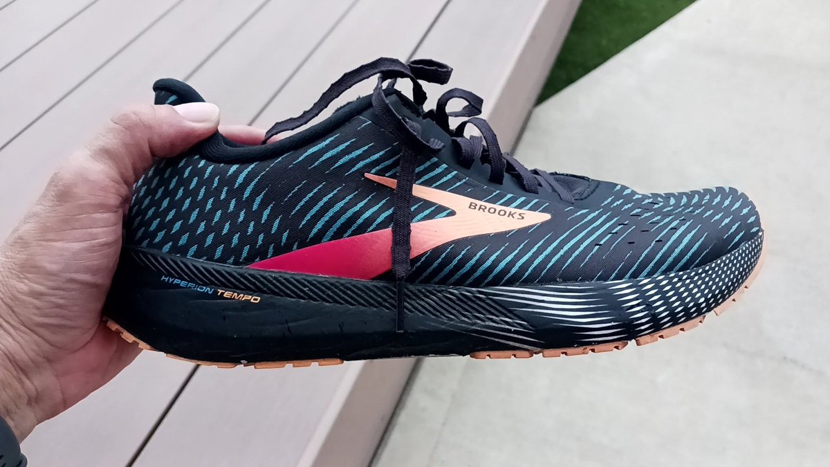 kawase09100718's tweet image. 朝ラン　60分ジョグ
200×r30
#朝ラン
#BROOKS
#Hyperion