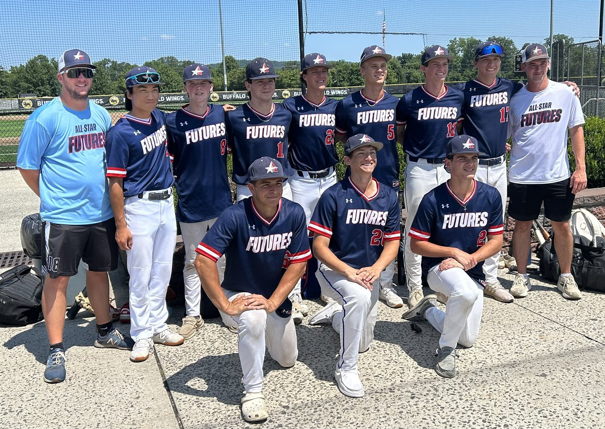 I would like to thank all of the coaches and players for a great summer!  I truly enjoyed playing with this group while continuing to develop! 
<a href="/PatHorvath15/">Pat Horvath</a>