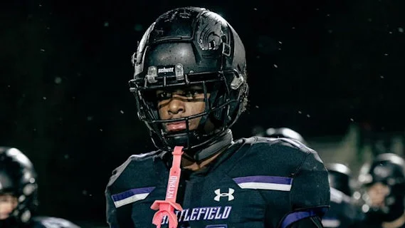 Bucknuts (@bucknuts247) on Twitter photo Top 20 linebacker <a href="/NoahGlover11112/">Noah Glover</a> locks in 8 fall visits, including the #Buckeyes.
✍️ <a href="/BrianDohn247/">BrianDohn247</a>
247sports.com/college/ohio-s… Top 20 linebacker <a href="/NoahGlover11112/">Noah Glover</a> locks in 8 fall visits, including the #Buckeyes.
✍️ <a href="/BrianDohn247/">BrianDohn247</a>
247sports.com/college/ohio-s…