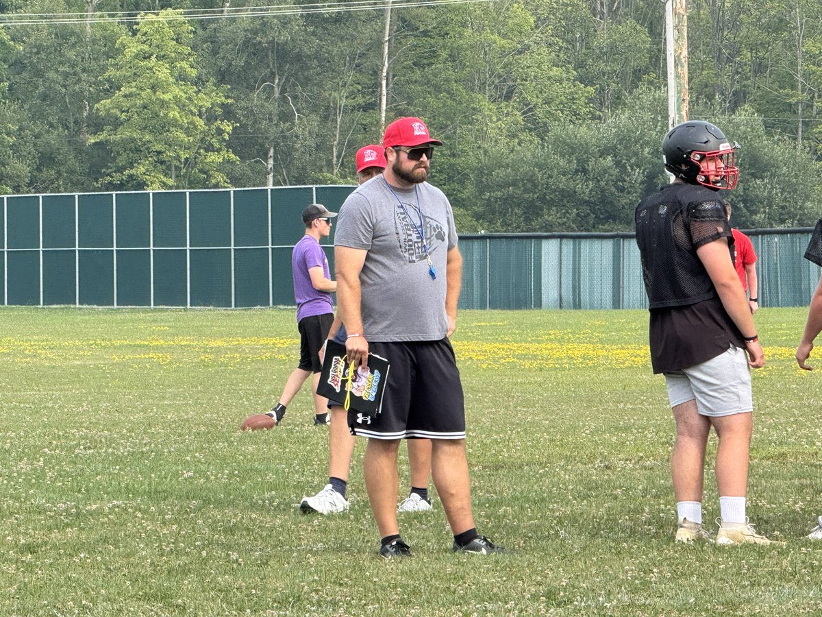 ETNreisenweber's tweet photo. Camp 4 is at Northwestern with new head coach Ben Fenell. Extra points for coach as he’s a huge Bills fan. The Wildcats have over 40 players on the roster which is great for a 2A team. https://t.co/6do4y8BqOd