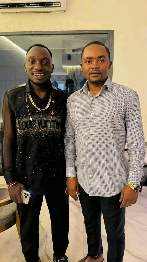 Franck MBUTU (@franck_mk1) on Twitter photo Le panier circule encore 🤣
Le tiktokeur Océan NTAMBWE vient d'être reçu par Bob Moba Ekombe directeur de protocole à la <a href="/Presidence_RDC/">Présidence RDC 🇨🇩</a>; la rencontre avec <a href="/fatshi13/">Félix A. Tshisekedi</a> est programmée pour le mercredi 08 Août.
<a href="/TesongoVictor/">Victor TESONGO :#RDC Fin de la Prédation.</a> <a href="/Past243/">PASTA Tout_kin</a>
<a href="/jeanjmamba/">G</a> <a href="/CerfiaFR/">Cerfia</a>
<a href="/VoiceOfKivu/">Voice of Kivu</a> <a href="/KimKimuntu/">Paulette Kimuntu Kim</a> Le panier circule encore 🤣
Le tiktokeur Océan NTAMBWE vient d'être reçu par Bob Moba Ekombe directeur de protocole à la <a href="/Presidence_RDC/">Présidence RDC 🇨🇩</a>; la rencontre avec <a href="/fatshi13/">Félix A. Tshisekedi</a> est programmée pour le mercredi 08 Août.
<a href="/TesongoVictor/">Victor TESONGO :#RDC Fin de la Prédation.</a> <a href="/Past243/">PASTA Tout_kin</a>
<a href="/jeanjmamba/">G</a> <a href="/CerfiaFR/">Cerfia</a>
<a href="/VoiceOfKivu/">Voice of Kivu</a> <a href="/KimKimuntu/">Paulette Kimuntu Kim</a>