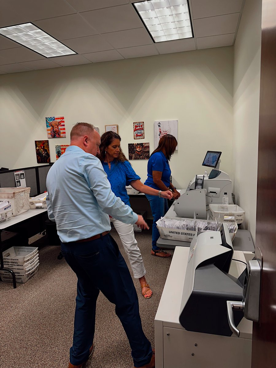 Thank you to our local media partners for visiting our office today! Supervisor Amy Pennock had the opportunity to share more accurate information regarding the Address Confirmation Mailer that went out last week. If you have any questions please visit: irp.cdn-website.com/bc68dbc5/files…