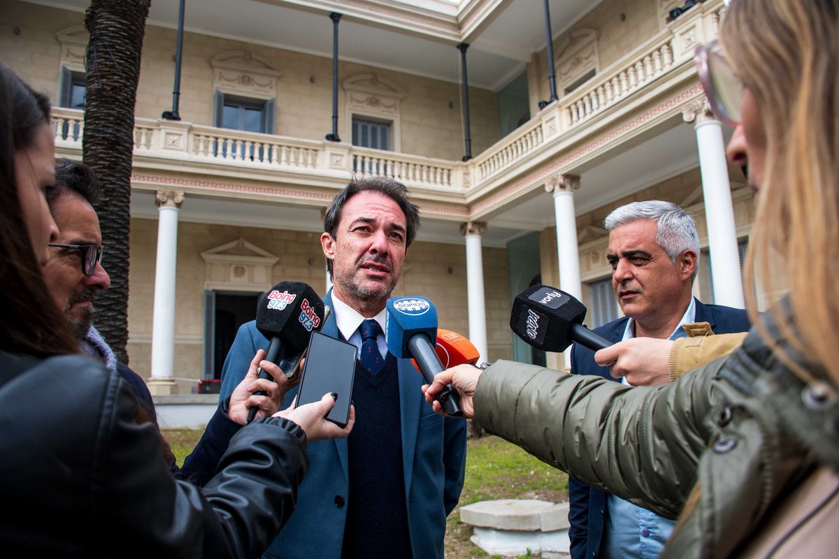 DerechoUNR's tweet photo. 🟪 ACTO DE INAUGURACIÓN: ¡Finalización de la obra de restauración de la Facultad de Derecho! 🏛️
🗓️ Miércoles 6 de agosto, a las 19 horas.
📍 Facultad de Derecho (Moreno 750), en el patio del ala sur.
👏🏻 ¡Esperamos contar con su presencia! https://t.co/bEucBrVusl